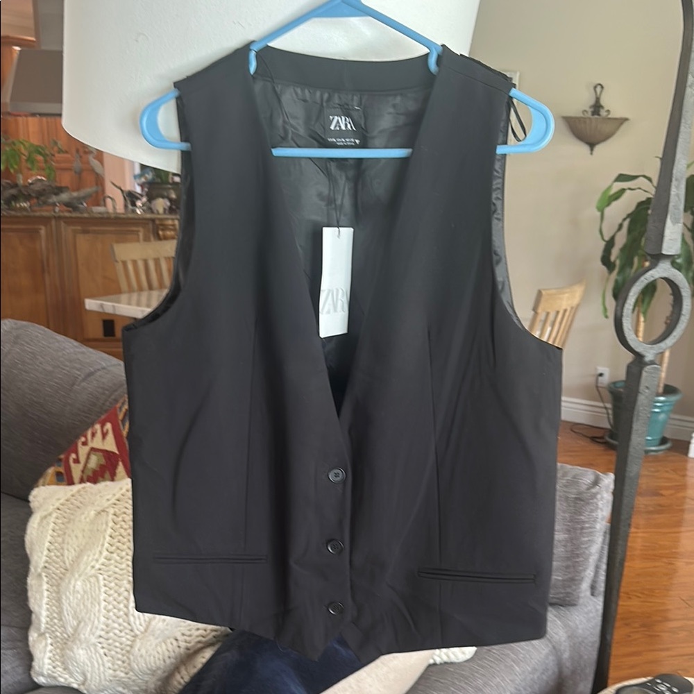 Zara Black Button-Up Vest